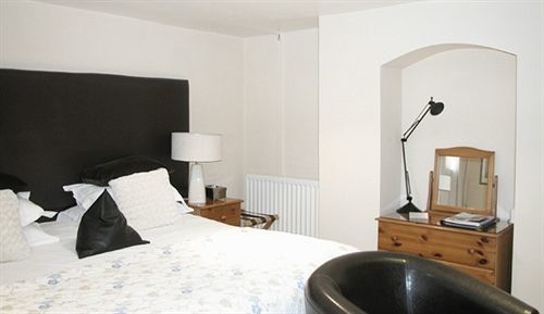Bed & Breakfast Somerville House 5*